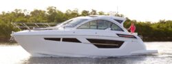 Cruisers Yachts 50 Cantius