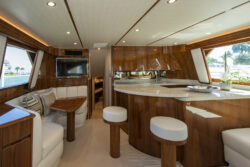 IMA's Viking Yachts 48 C