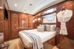 “Limitless” 2010 101 Hargrave motor yacht