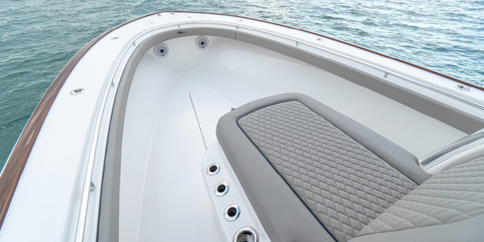 v-33 center console foredeck