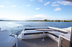 Cruisers 46 Cantius cockpit