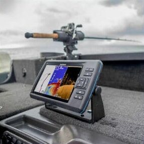 Garmin Striker Plus 5cv: Gift Ideas for Boat Owners